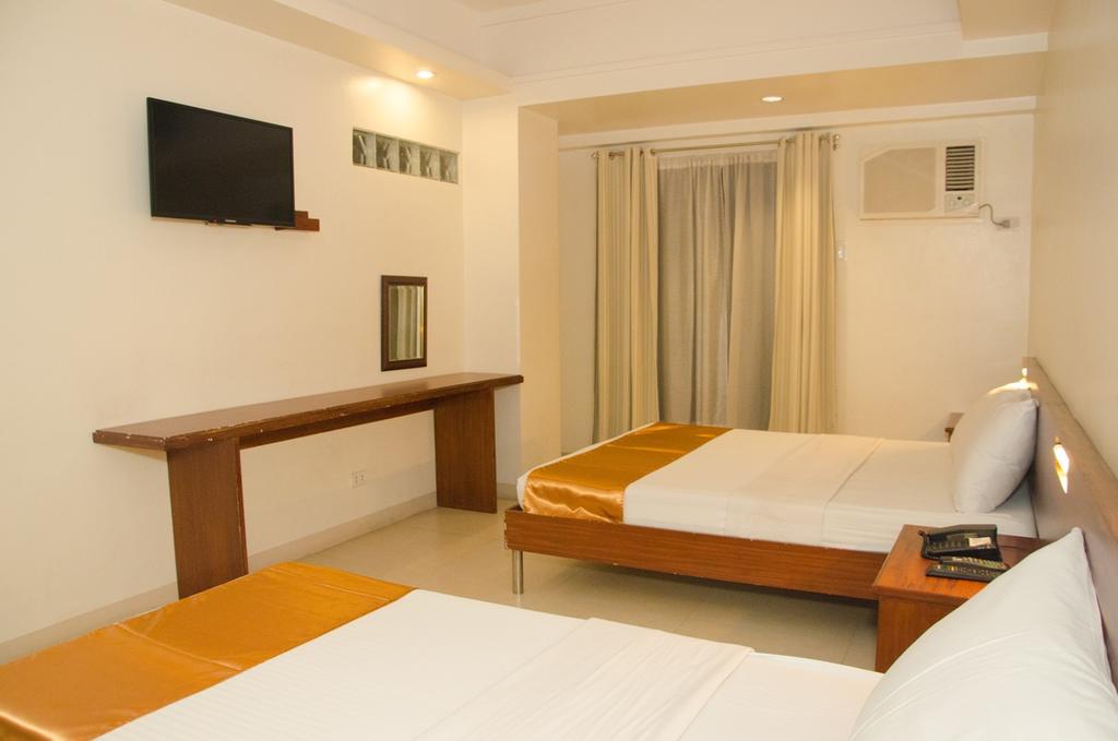 M Suites Hotel Makati City Luaran gambar