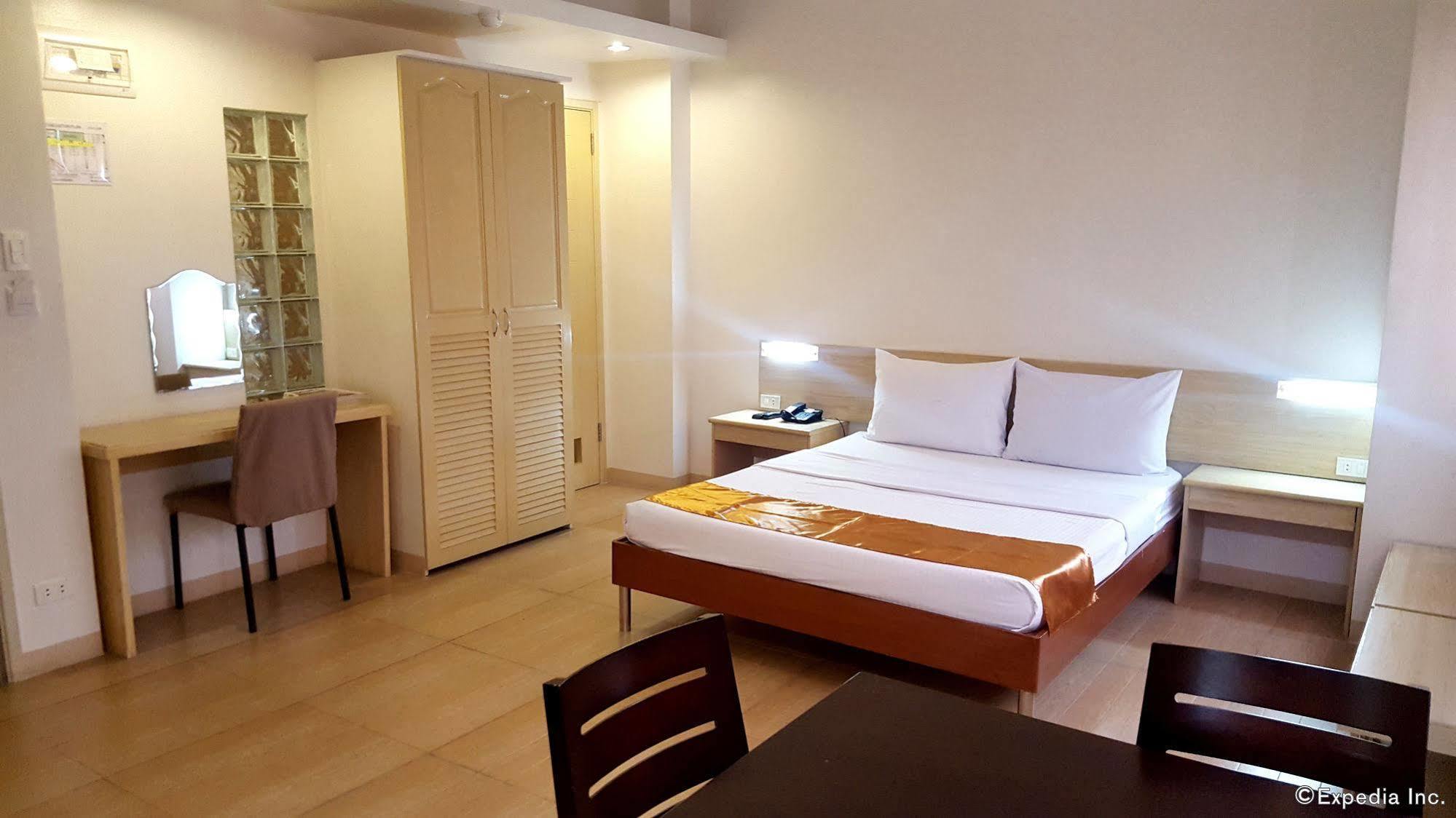 M Suites Hotel Makati City Luaran gambar