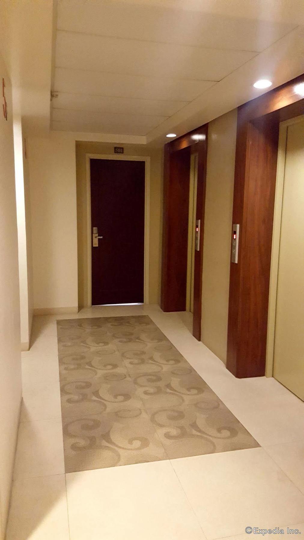 M Suites Hotel Makati City Luaran gambar